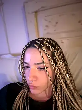 paulaharris – webcam model profile photo Image 9