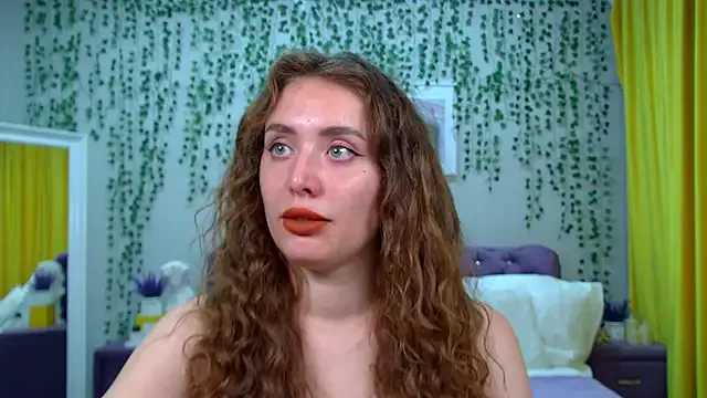 skyeriehm – webcam model profile photo Image 7