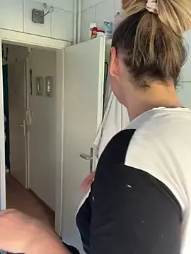 WitchAnnie – webcam model profile photo Image 4