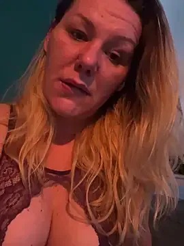 WitchAnnie – webcam model profile photo Image 6