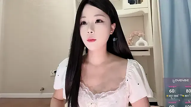 alexandjohntv – webcam model profile photo Image 9