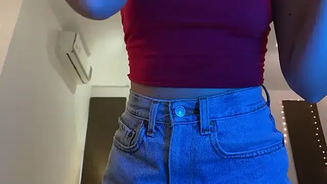 mysthush – webcam model profile photo Image 8