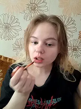 roouse – webcam model profile photo Image 3