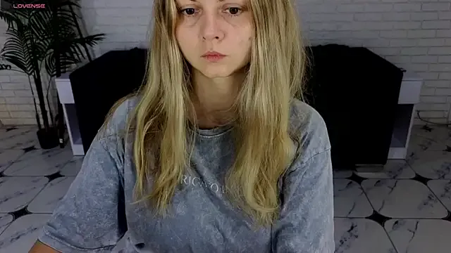 alexandjohntv – webcam model profile photo Image 5