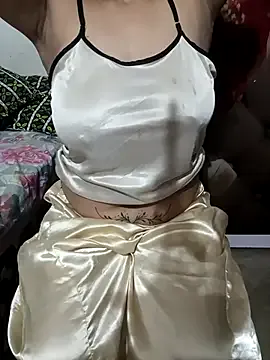 sweetshy_ – webcam model profile photo Image 15