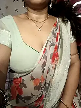 sweetshy_ – webcam model profile photo Image 19