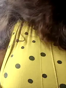 sweetshy_ – webcam model profile photo Image 7