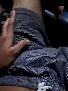 CarmeloA – webcam model profile photo Image 13