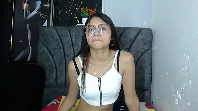 Cherry_Neetu – webcam model profile photo Image 3