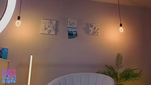 gerridae – webcam model profile photo Image 12