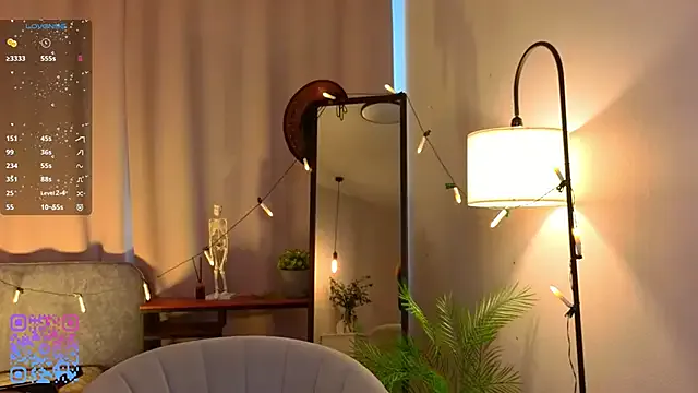 gerridae – webcam model profile photo Image 9