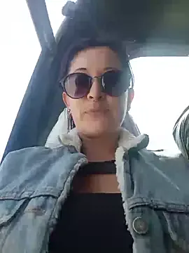 someone_sweet – webcam model profile photo Image 13