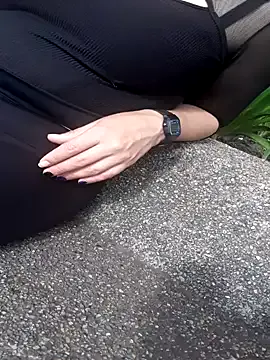 someone_sweet – webcam model profile photo Image 15