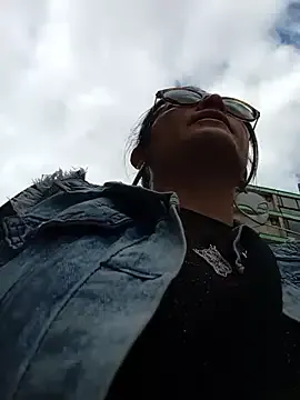 someone_sweet – webcam model profile photo Image 18