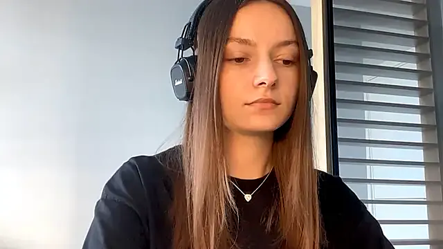 dirtypub – webcam model profile photo Image 3