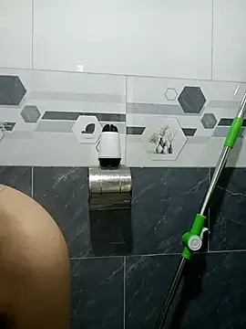 alexandjohntv – webcam model profile photo Image 7