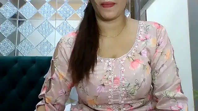 Benjamin_show – webcam model profile photo Image 19