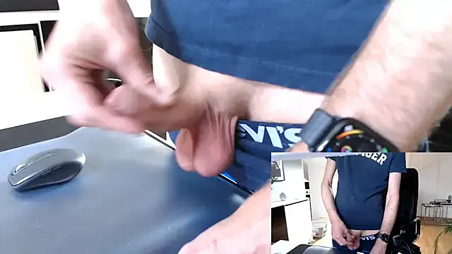 tinapie – webcam model profile photo Image 11