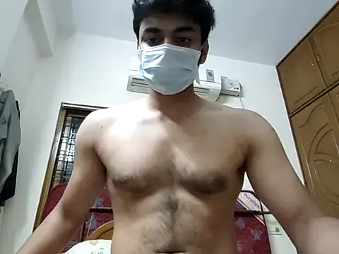 roouse – webcam model profile photo Image 11