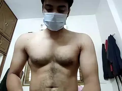 roouse – webcam model profile photo Image 12