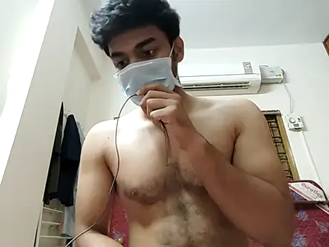 roouse – webcam model profile photo Image 8