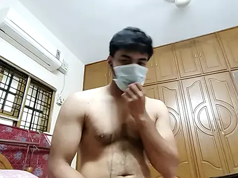 roouse – webcam model profile photo Image 9