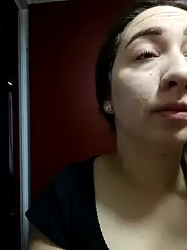 bisexualmilf – webcam model profile photo Image 12