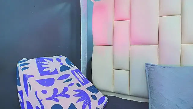 kimberleepoulton – webcam model profile photo Image 4