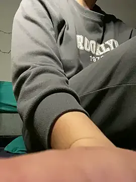 SallyDinosaur chat room preview Image 7