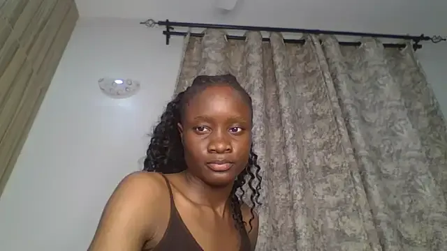 PabloArena – webcam model profile photo Image 6