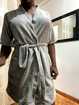 PabloArena – webcam model profile photo Image 14