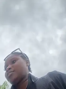 ihavepaws33 – webcam model profile photo Image 8