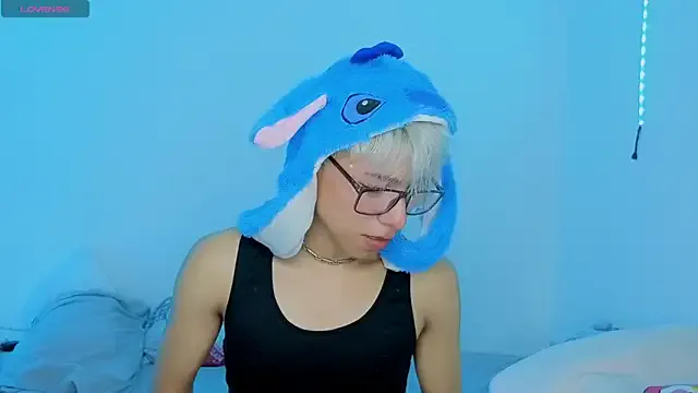 alexandjohntv – webcam model profile photo Image 4