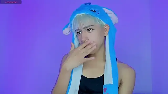 alexandjohntv – webcam model profile photo Image 5