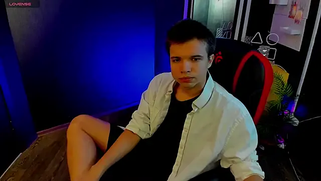 lioncluess – webcam model profile photo Image 4