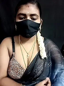 bisexualmilf – webcam model profile photo Image 10