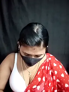 bisexualmilf – webcam model profile photo Image 13