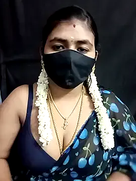 bisexualmilf – webcam model profile photo Image 14