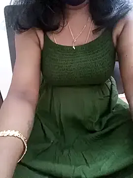 Tamil_Vishalini Image 2