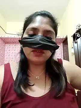 claribelatienza – webcam model profile photo Image 8