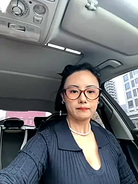 alana15 – webcam model profile photo Image 16