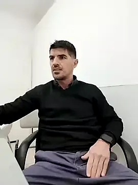 _Tomy08calderon – webcam model profile photo Image 13