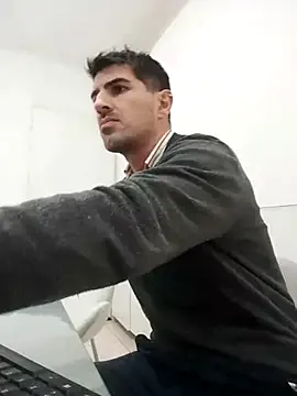 _Tomy08calderon – webcam model profile photo Image 5