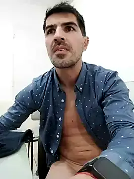 _Tomy08calderon – webcam model profile photo Image 6