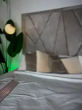 squishylove18 chat room preview Image 5