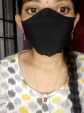 roouse – webcam model profile photo Image 13