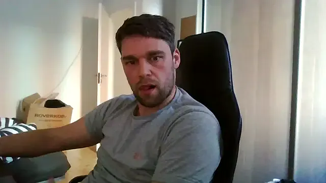 kaliana_ggh – webcam model profile photo Image 18