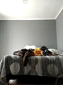 PumaShyXD – webcam model profile photo Image 14