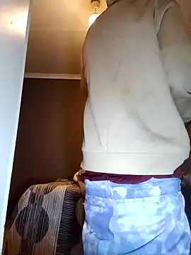 PumaShyXD – webcam model profile photo Image 8