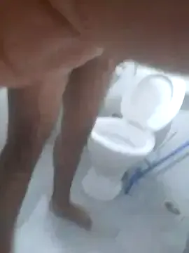 hornyshow_tv – webcam model profile photo Image 16